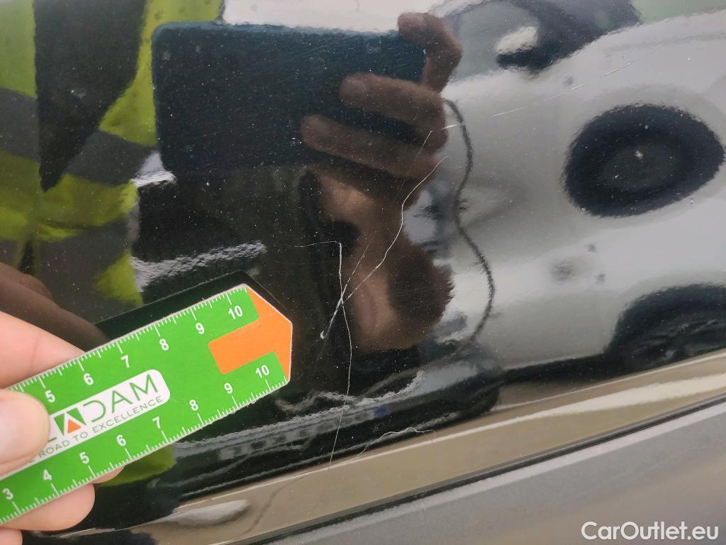  Toyota  RAV4 TOYOTA  / 2018 / 5P / todoterreno 2.5l 220H Advance Plus #2