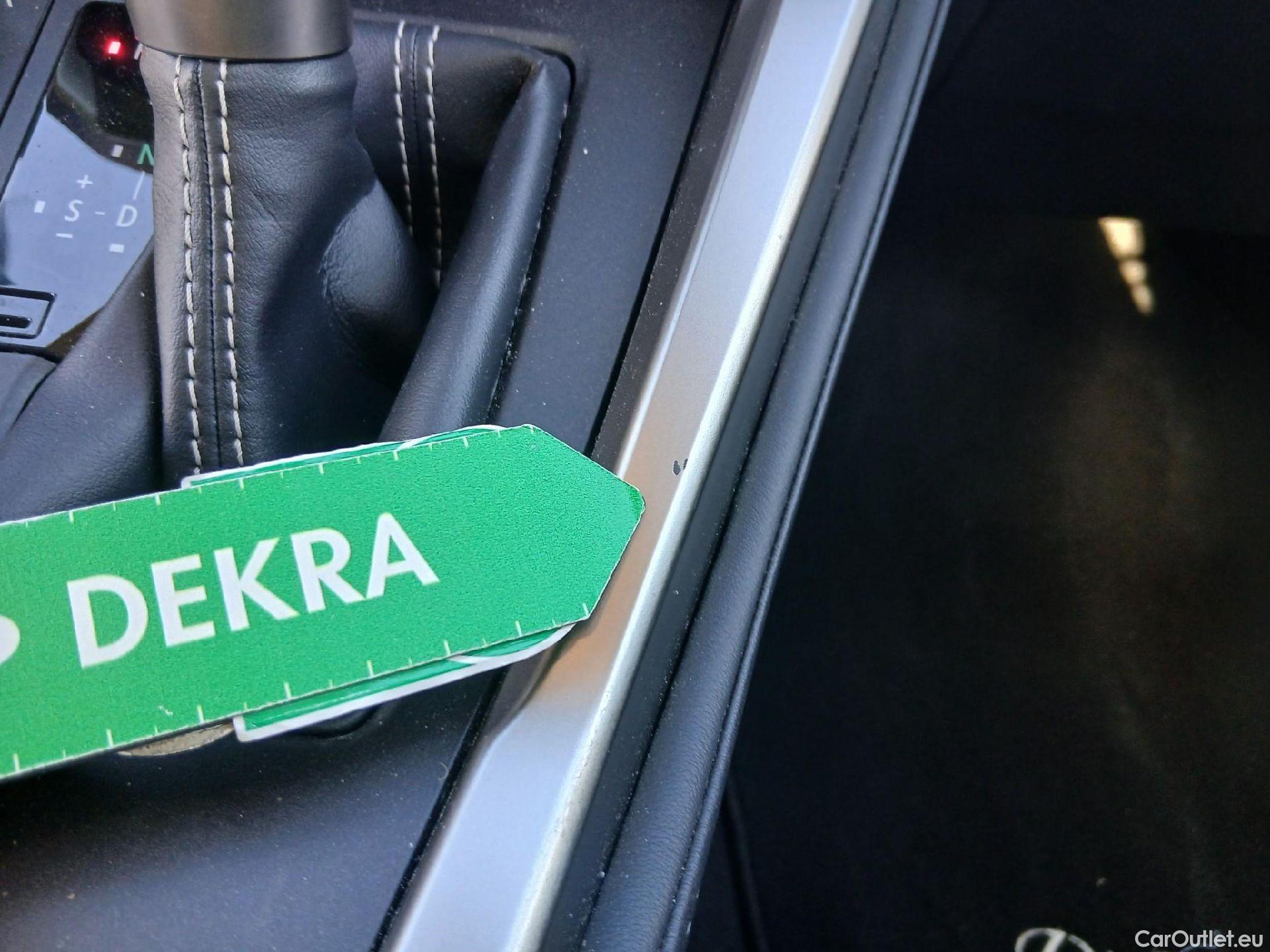  Lexus  NX LEXUS  / 2017 / 5P / todoterreno 2.5 300h Business Navigation 2WD (CX) #5