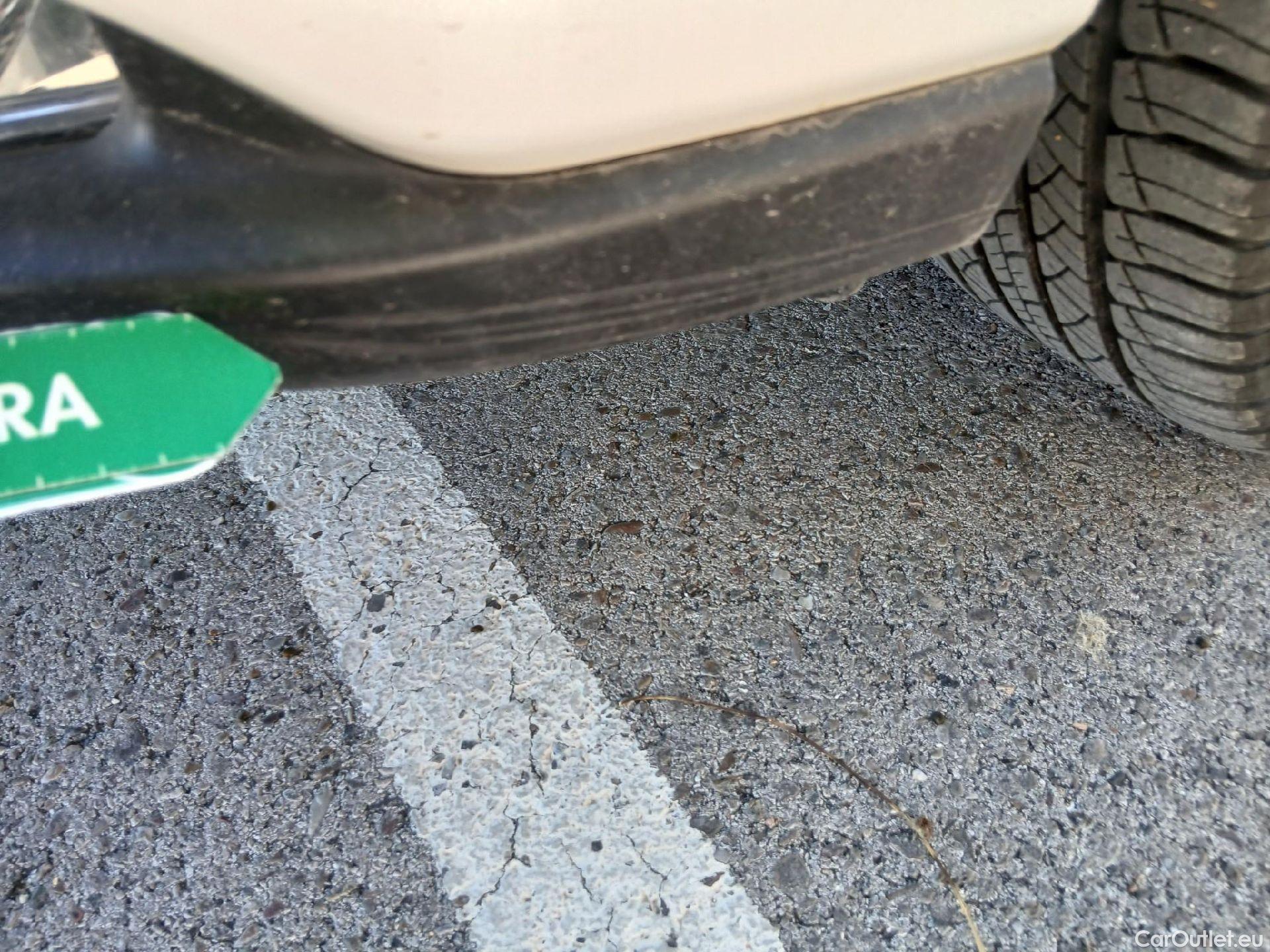  Lexus  NX LEXUS  / 2017 / 5P / todoterreno 2.5 300h Business Navigation 2WD (CX) #15