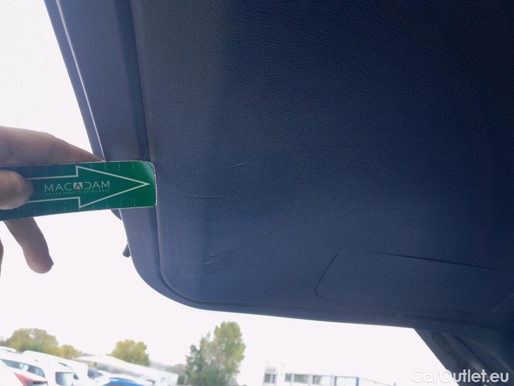  Toyota  Highlander TOYOTA  / 2021 / 5P / todoterreno 2.5 Advance P. Met. Techo Panorámico #7