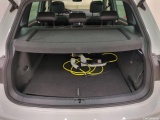  Volkswagen  Tiguan VOLKSWAGEN  / 2020 / 5P / SUV 1.4 eHybrid 245 DSG6 R-Line Exclusive #9