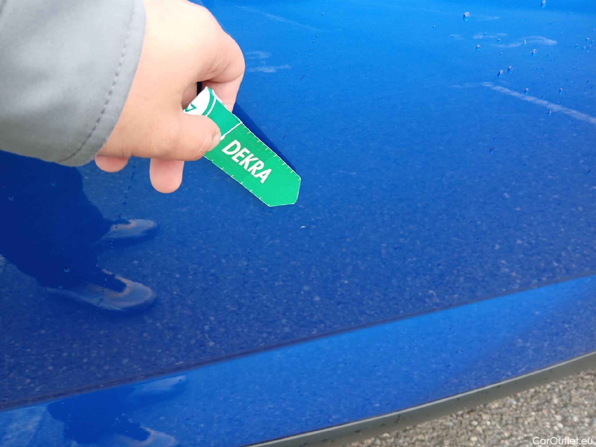  Nissan  Qashqai NISSAN  / 2021 / 5P / todoterreno DIG-T 116kW mHEV Xtronic Prem.Edit. Bit.(SL) #19