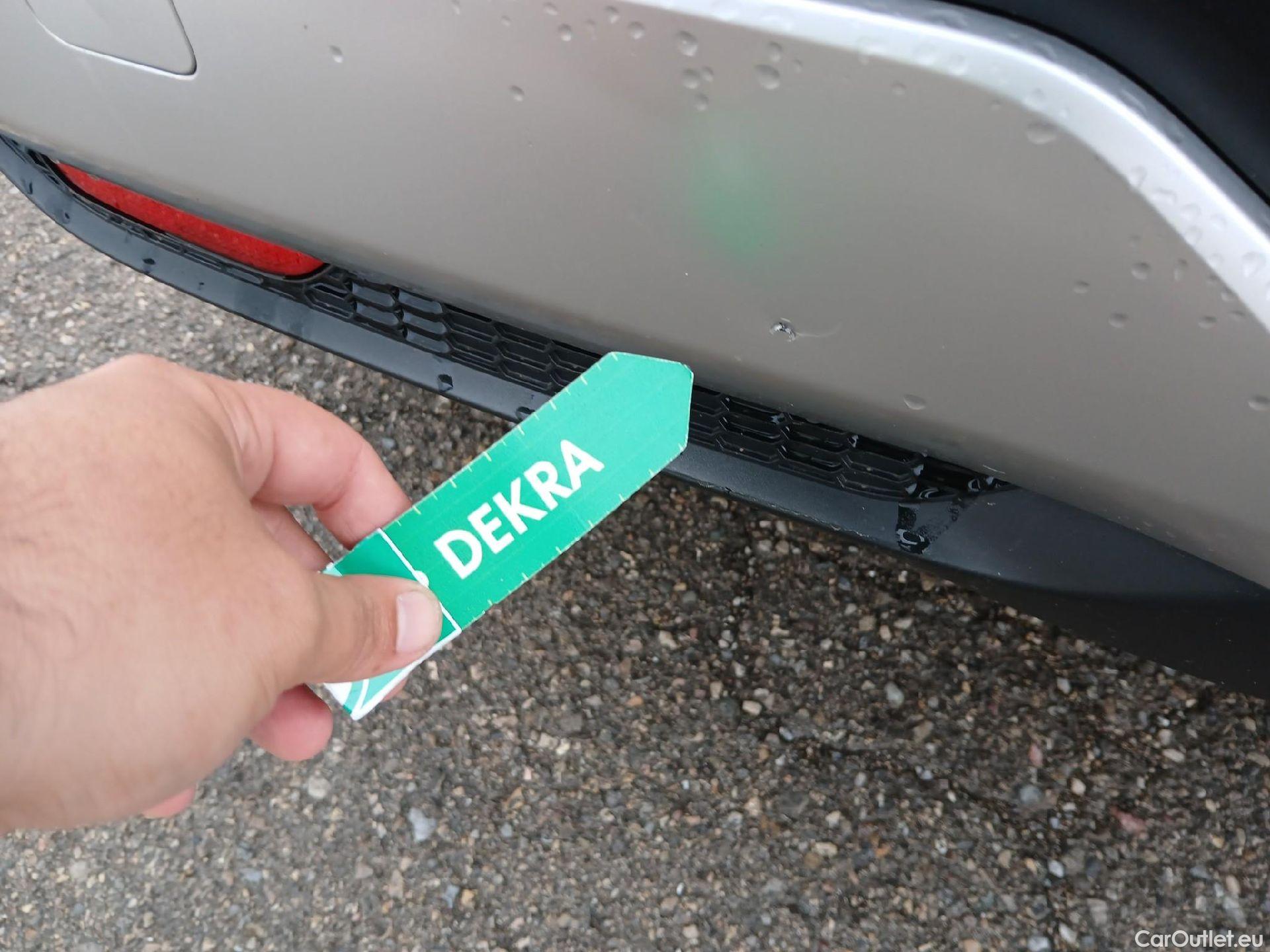  Nissan  Qashqai NISSAN  / 2021 / 5P / todoterreno DIG-T 116kW mHEV Xtronic Prem.Edit. Bit.(SL) #10