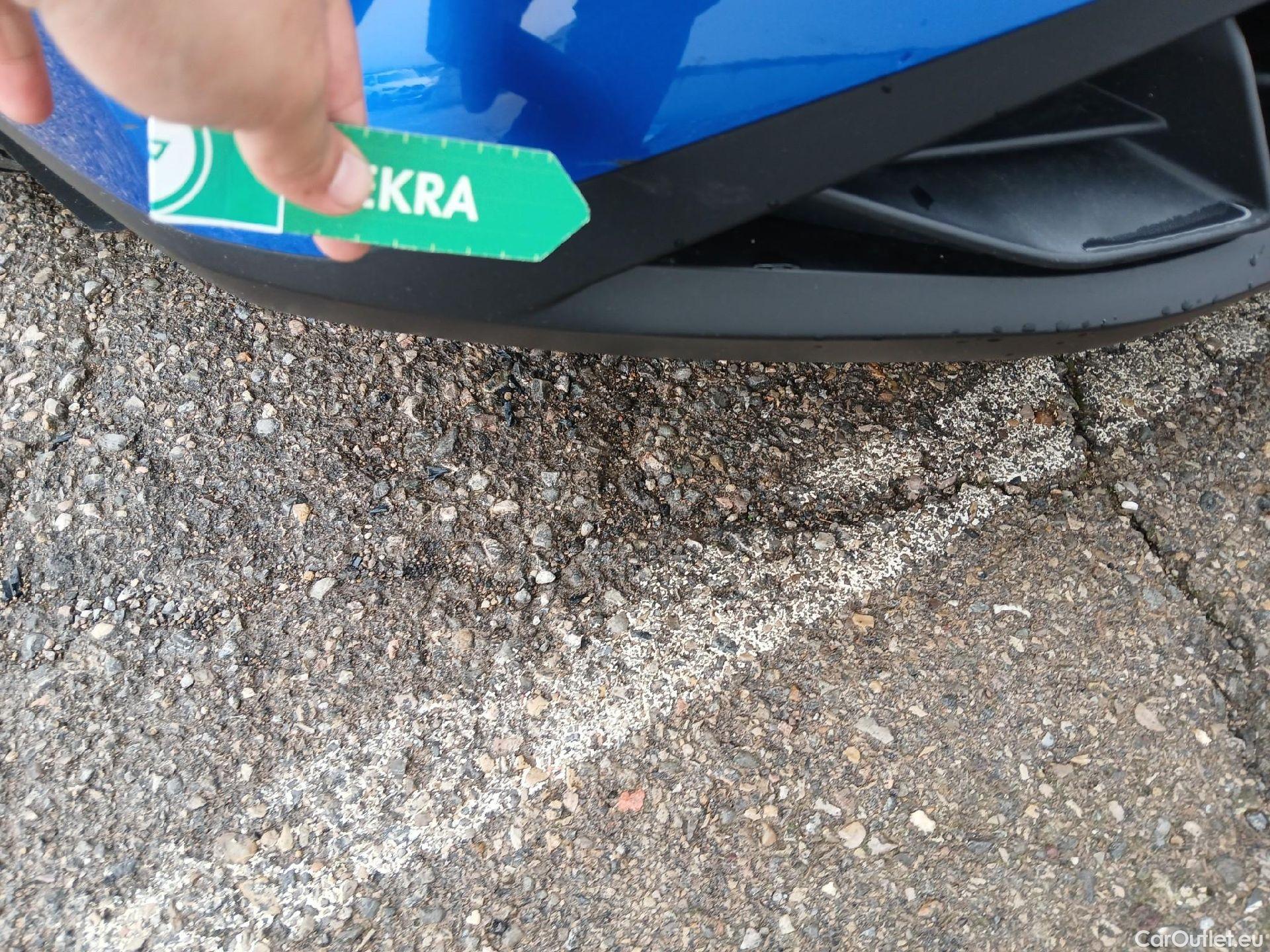  Nissan  Qashqai NISSAN  / 2021 / 5P / todoterreno DIG-T 116kW mHEV Xtronic Prem.Edit. Bit.(SL) #5