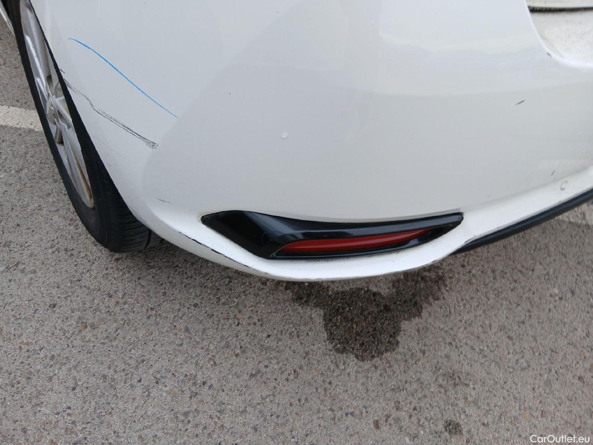  Toyota  Auris TOYOTA  / 2015 / 5P / berlina con portón 1.8 140H Hybrid Business #22