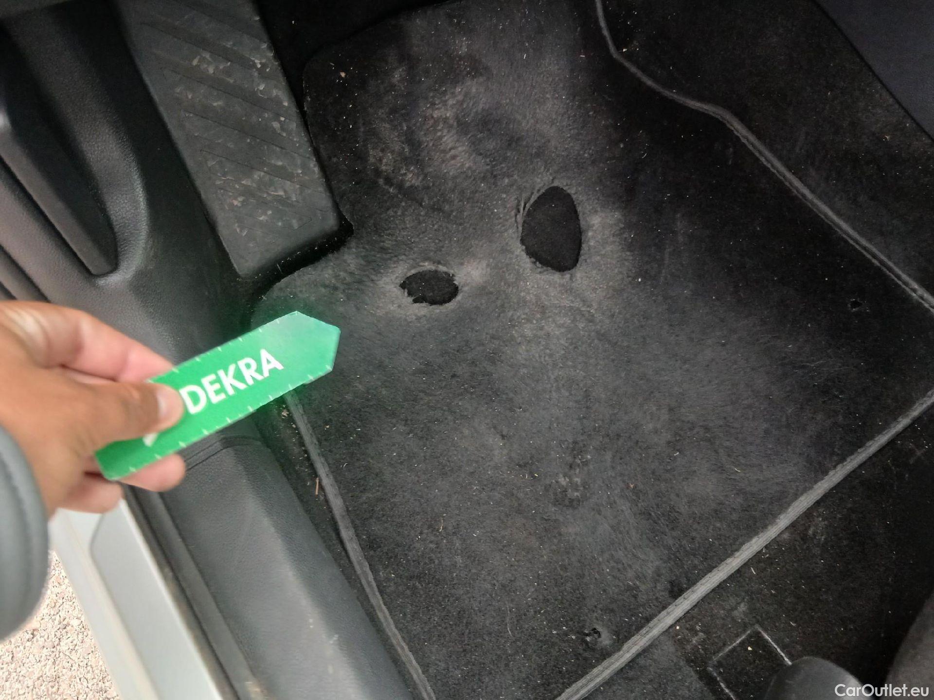  Skoda  Karoq SKODA  / 2021 / 5P / todoterreno 1.5 TSI 110kW (150CV) DSG ACT Selection #6