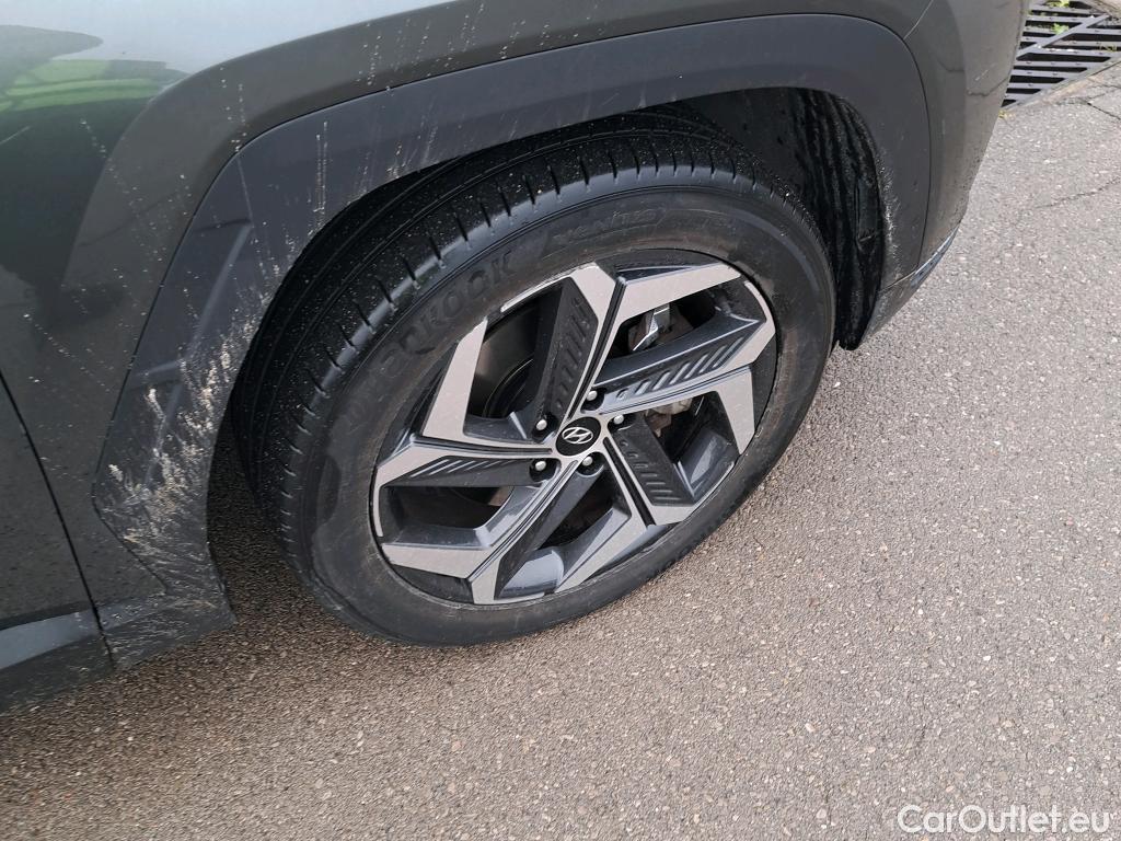  Hyundai  Tucson HYUNDAI  / 2020 / 5P / todoterreno 1.6 TGDI PHEV 195kW Tecno Sky Auto 4x4 #3