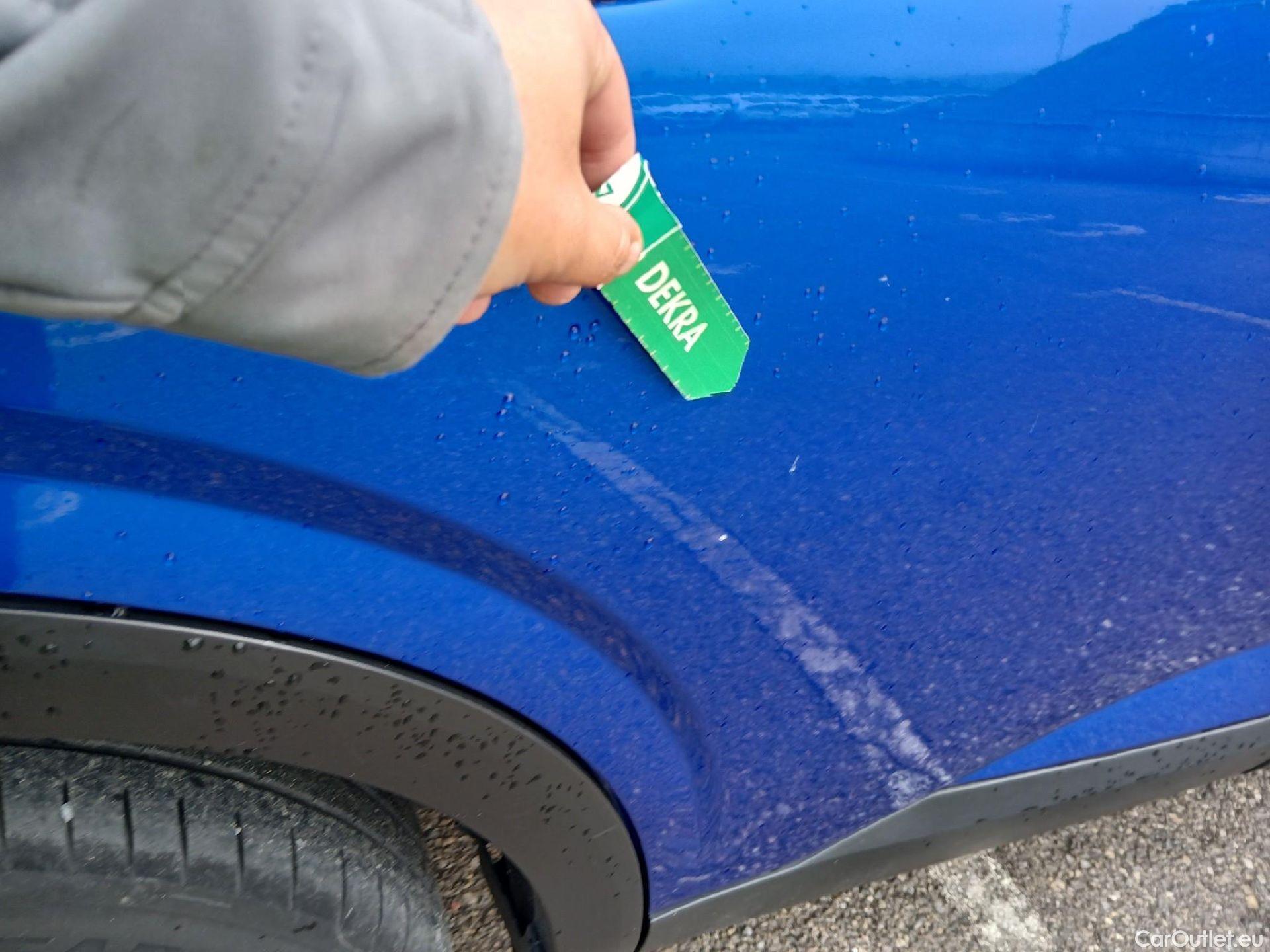  Nissan  Qashqai NISSAN  / 2021 / 5P / todoterreno DIG-T 116kW mHEV Xtronic Prem.Edit. Bit.(SL) #17