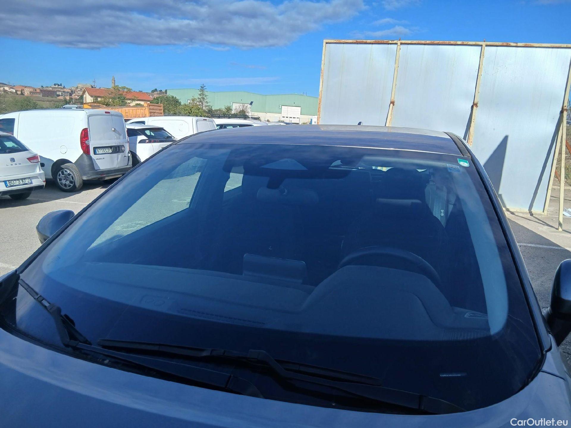  Nissan  Qashqai NISSAN  / 2021 / 5P / todoterreno DIG-T 103kW (140CV) mHEV 4x2 Acenta #6