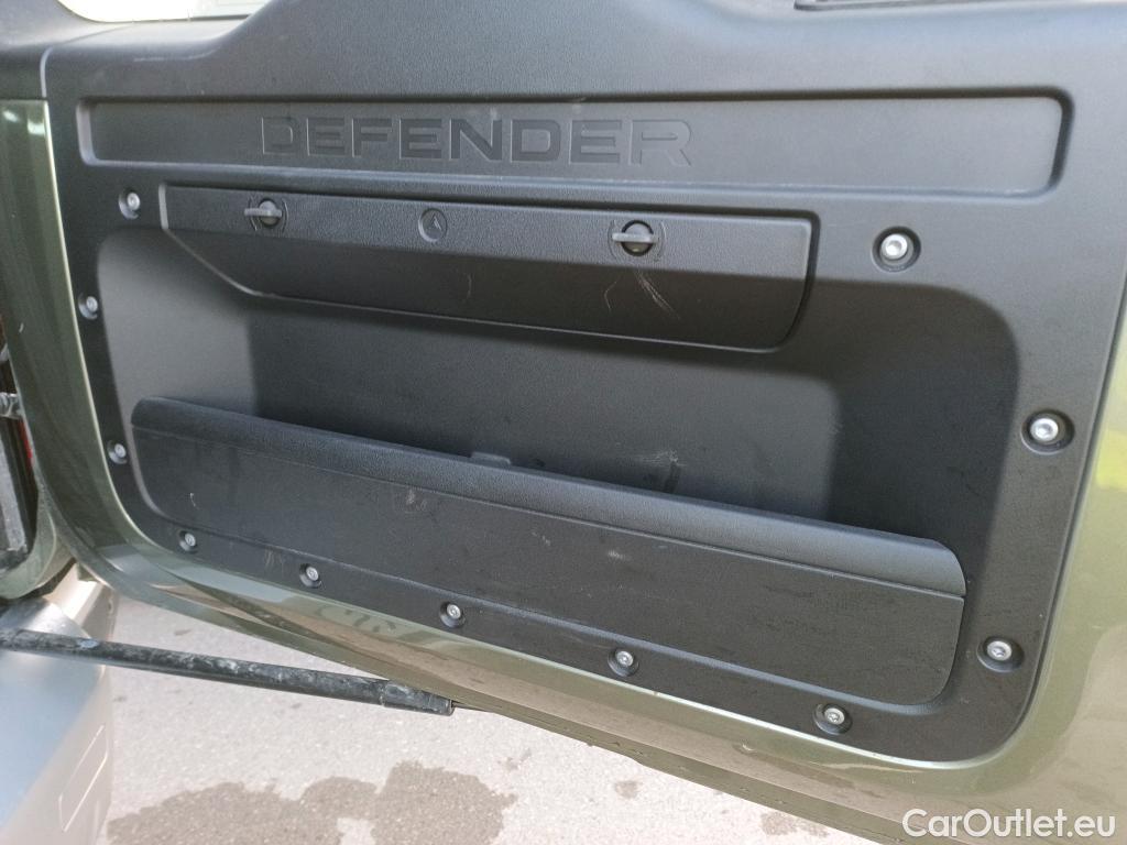  Land Rover  Defender LAND ROVER  / 2019 / 5P / todoterreno 2.0 D240 SD4 First Edition Auto 4WD(SP) #3