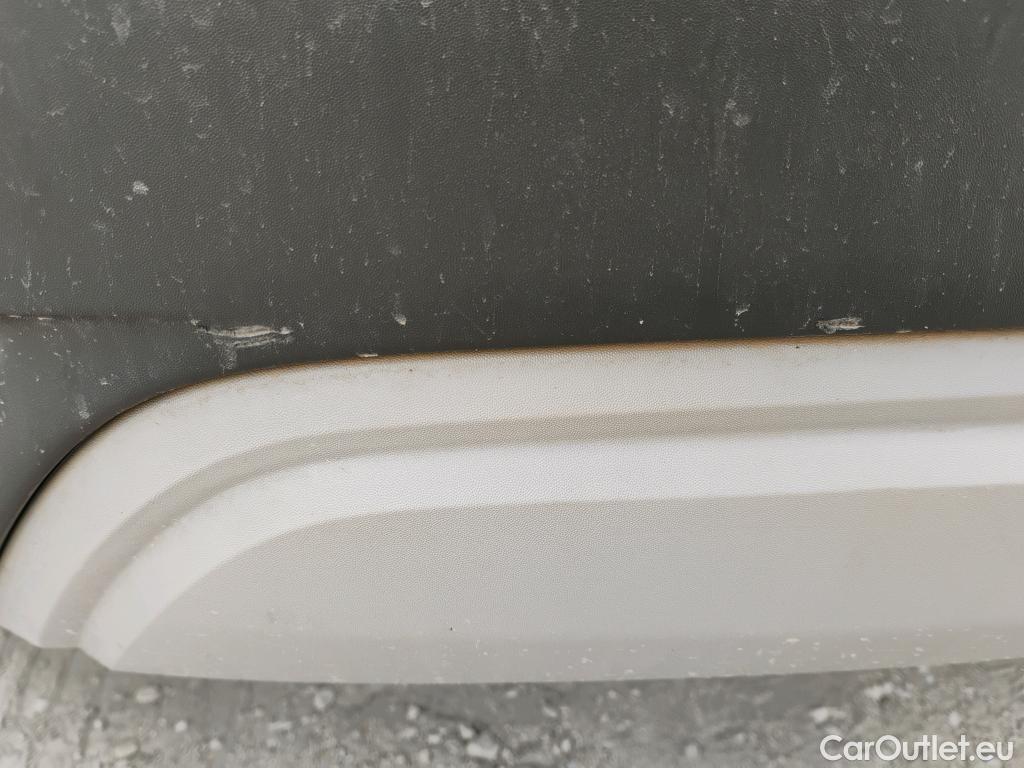  Renault  Captur  II Techno 1.6 E-TECH Hybrid 145CV ATV E6d #17