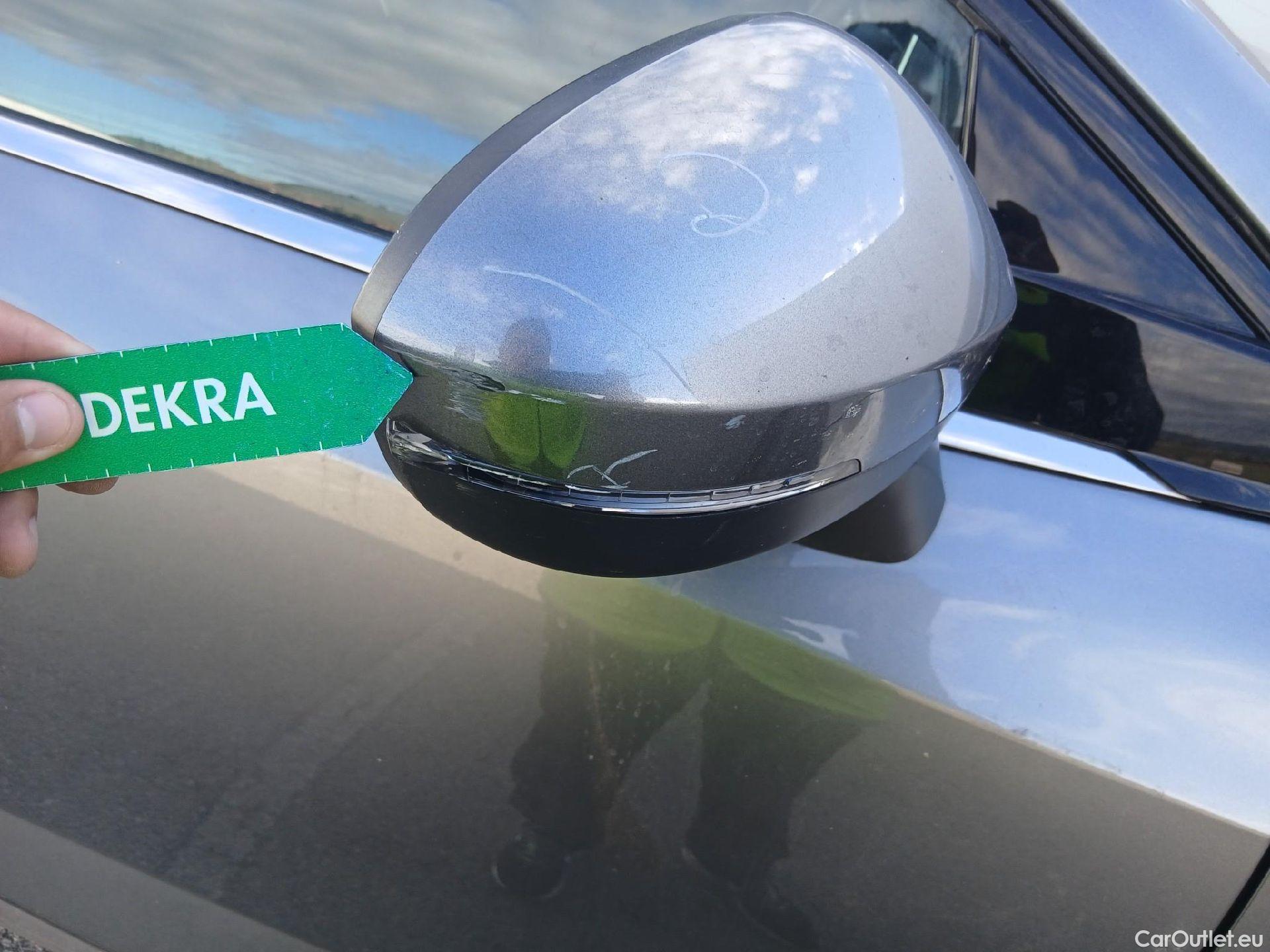  Nissan  Qashqai NISSAN  / 2021 / 5P / todoterreno DIG-T 103kW (140CV) mHEV 4x2 Acenta #23