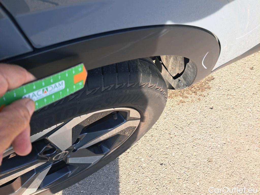  Nissan  Qashqai NISSAN  / 2021 / 5P / todoterreno DIG-T 116kW mHEV Xtronic Premiere Edit.(SL) #34