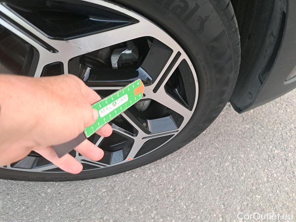  KIA  XCeed KIA  / 2022 / 5P / todoterreno 1.5 MHEV GT-line 118kW (160CV) DCT #22