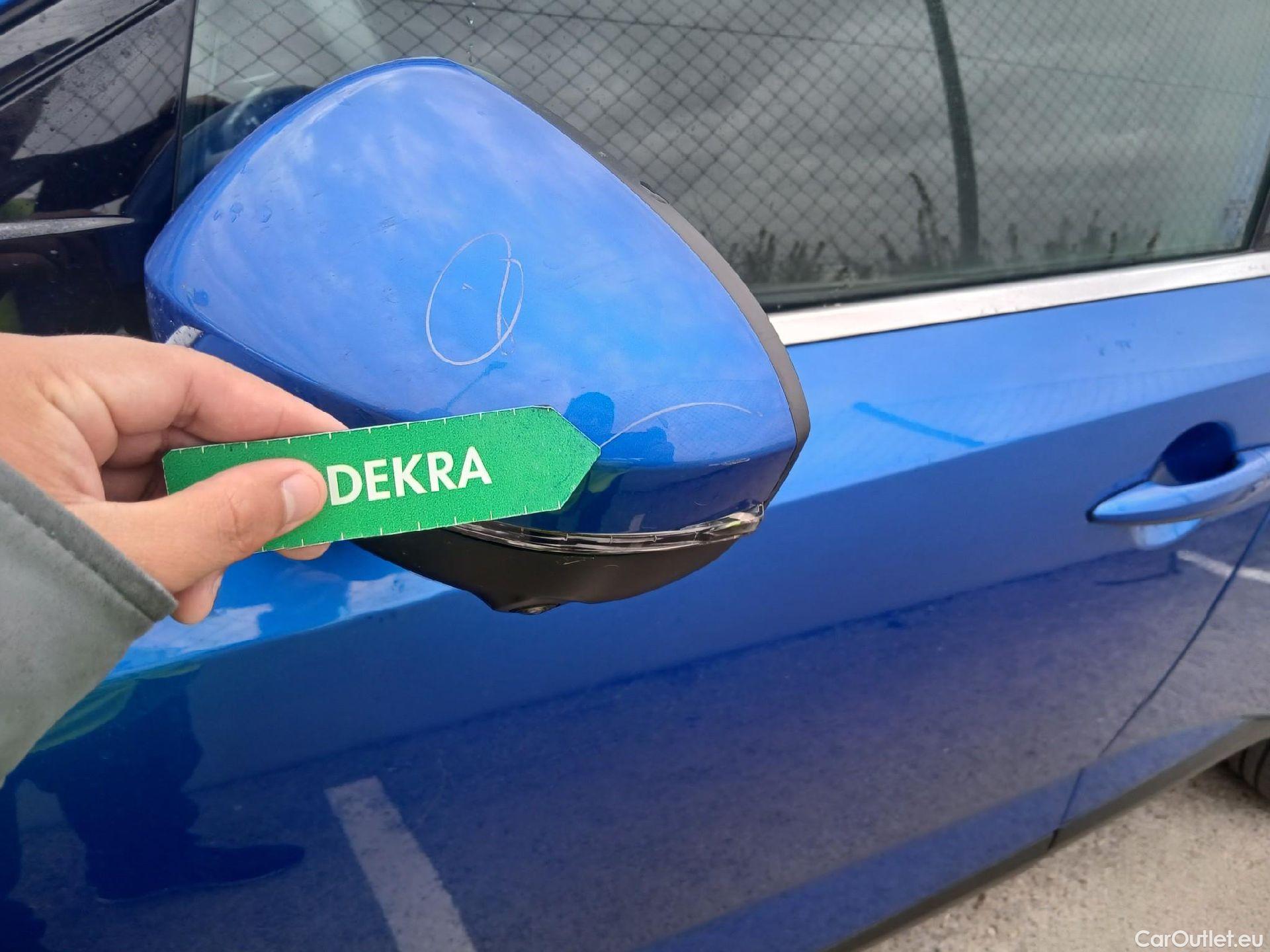  Nissan  Qashqai NISSAN  / 2021 / 5P / todoterreno E-POWER 140 KW (190 CV) N-Connecta  #9