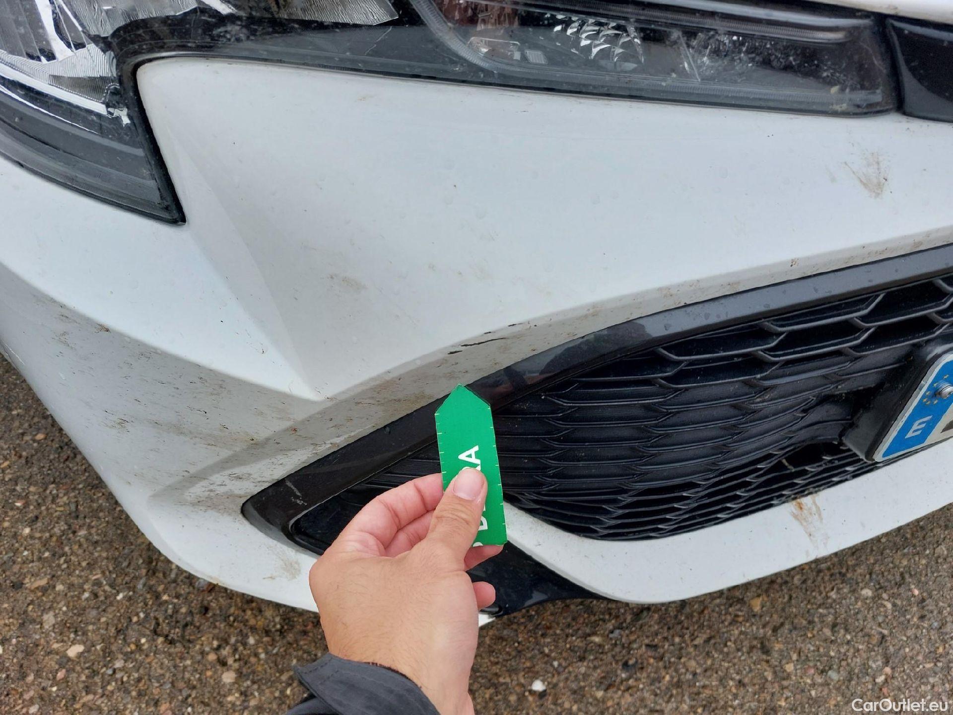  Toyota  Corolla TOYOTA  / 2019 / 5P / familiar 1.8 125H ACTIVE TECH E-CVT TOU SPORT #1