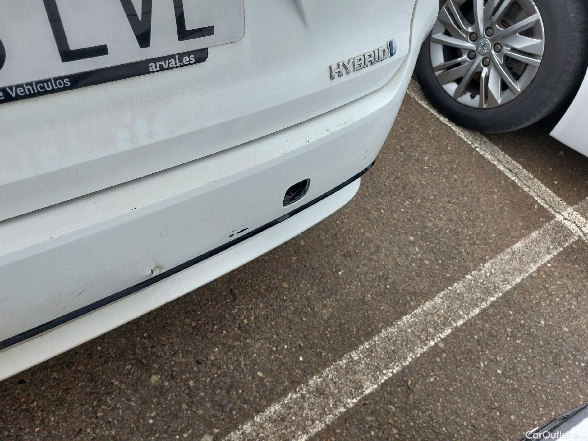  Toyota  Corolla TOYOTA  / 2019 / 5P / familiar 1.8 125H ACTIVE TECH E-CVT TOU SPORT #12