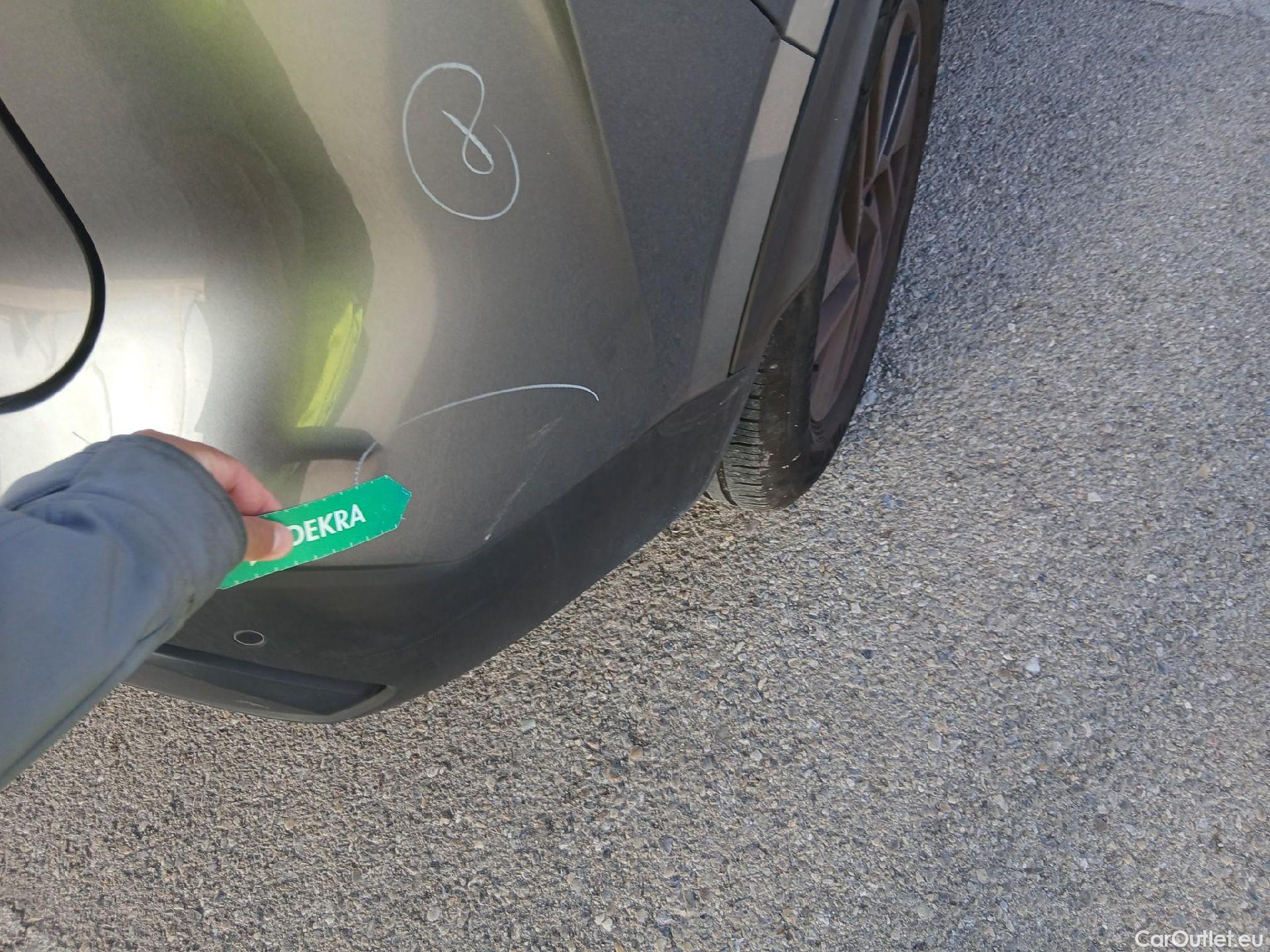  Nissan  Qashqai NISSAN  / 2021 / 5P / todoterreno DIG-T 103kW (140CV) mHEV 4x2 Acenta #14