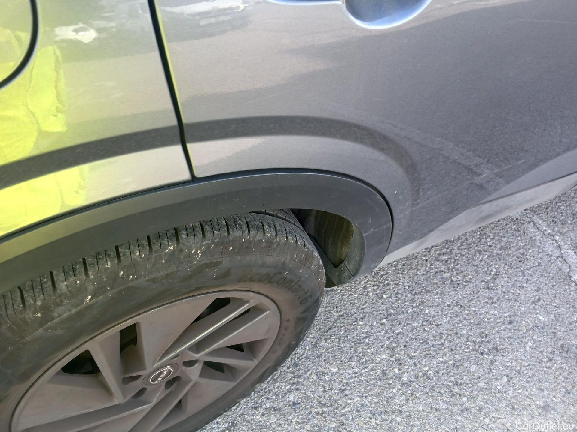  Nissan  Qashqai NISSAN  / 2021 / 5P / todoterreno DIG-T 103kW (140CV) mHEV 4x2 Acenta #18