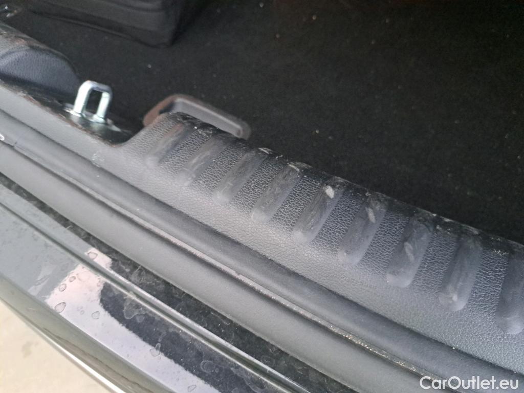  KIA  XCeed KIA  / 2022 / 5P / todoterreno 1.5 MHEV GT-line 118kW (160CV) DCT #4