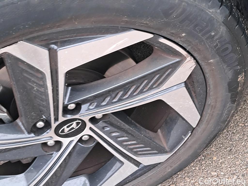  Hyundai  Tucson HYUNDAI  / 2020 / 5P / todoterreno 1.6 TGDI PHEV 195kW Tecno Sky Auto 4x4 #2