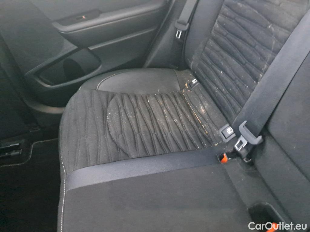  KIA  XCeed KIA  / 2022 / 5P / todoterreno 1.5 MHEV GT-line 118kW (160CV) DCT #2