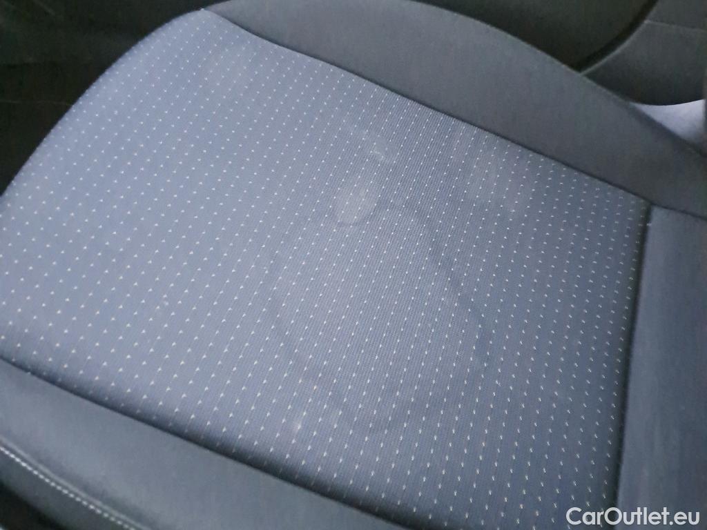  Seat  Arona SEAT  / 2017 / 5P / todoterreno 1.0 TSI 81kW (110CV) Style Plus (AC) #4