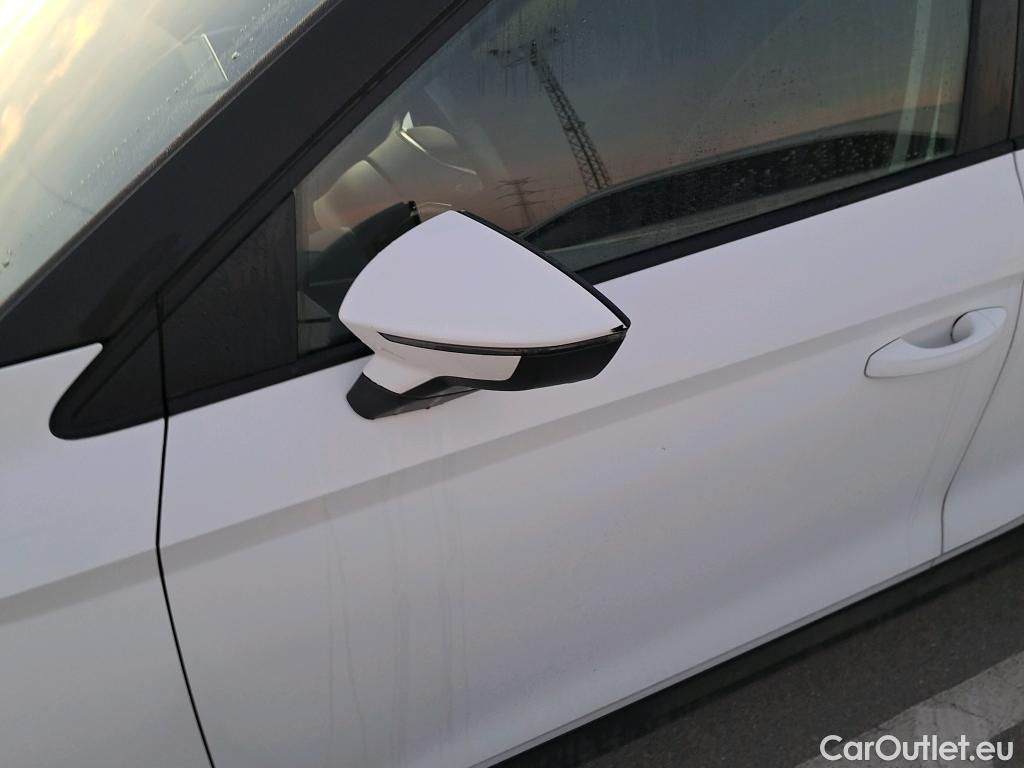  Seat  Arona SEAT  / 2017 / 5P / todoterreno 1.0 TSI 81kW (110CV) Style Plus (AC) #11