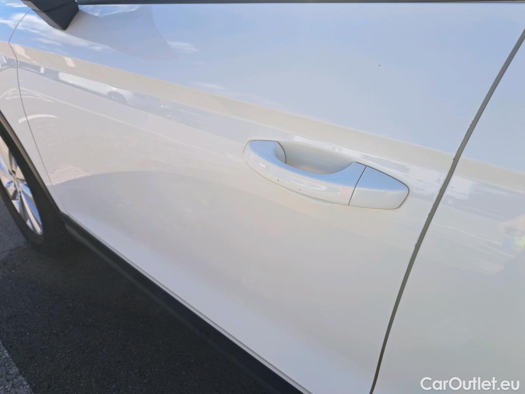  Seat  Arona SEAT  / 2017 / 5P / todoterreno 1.0 TSI 81kW (110CV) Style Plus (AC) #25