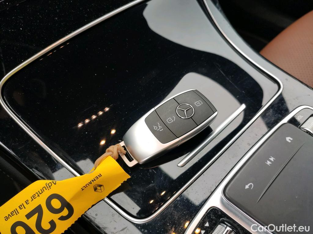  Mercedes  G-Klasee MERCEDES-BENZ GLC Coupé / 2019 / 5P / coupé GLC 220 d 4MATIC #2