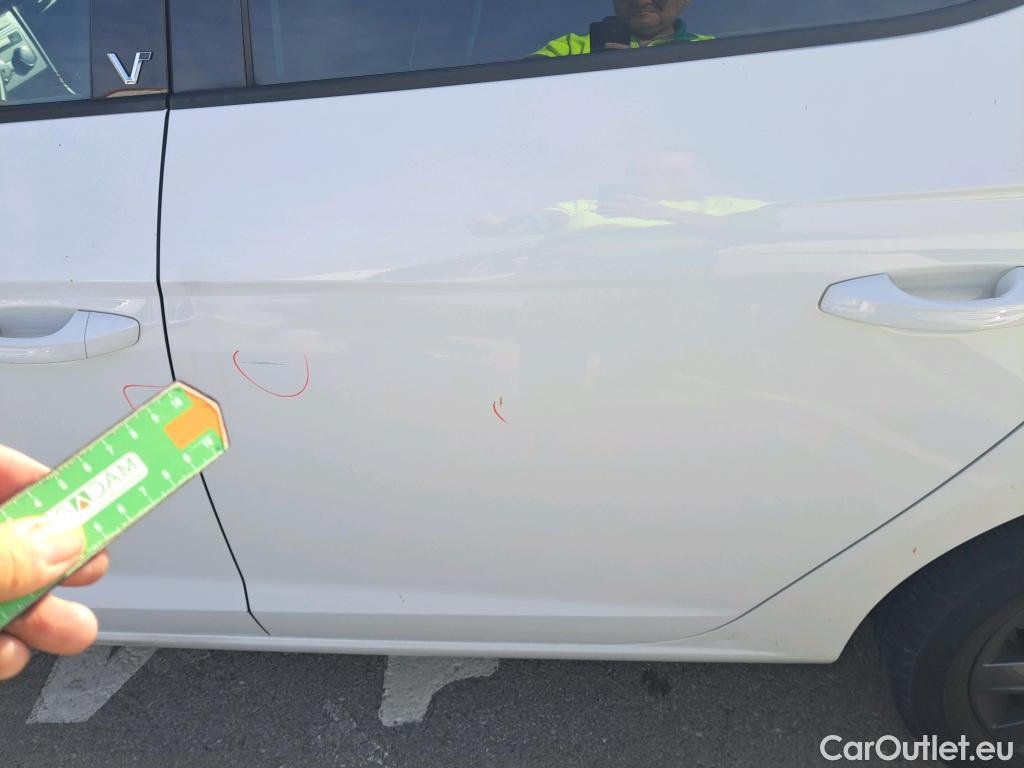  Seat  Leon SEAT León / 2016 / 5P / berlina con portón 1.5 TSI 95kW (130CV) St&Sp Style Visio Edition #29