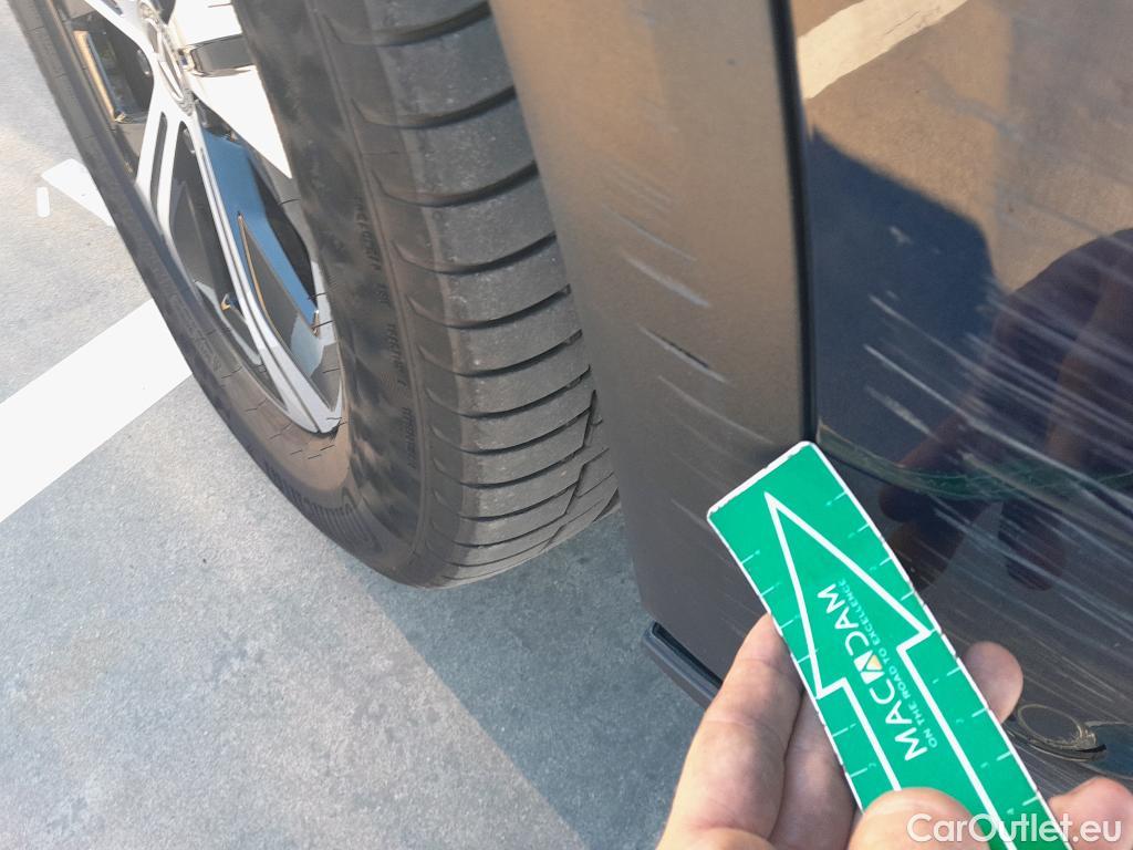  Mercedes  G-Klasee MERCEDES-BENZ GLE / 2018 / 5P / todoterreno GLE 350 de 4MATIC (Híbrido Enchufable) #25