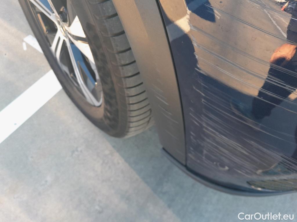  Mercedes  G-Klasee MERCEDES-BENZ GLE / 2018 / 5P / todoterreno GLE 350 de 4MATIC (Híbrido Enchufable) #24