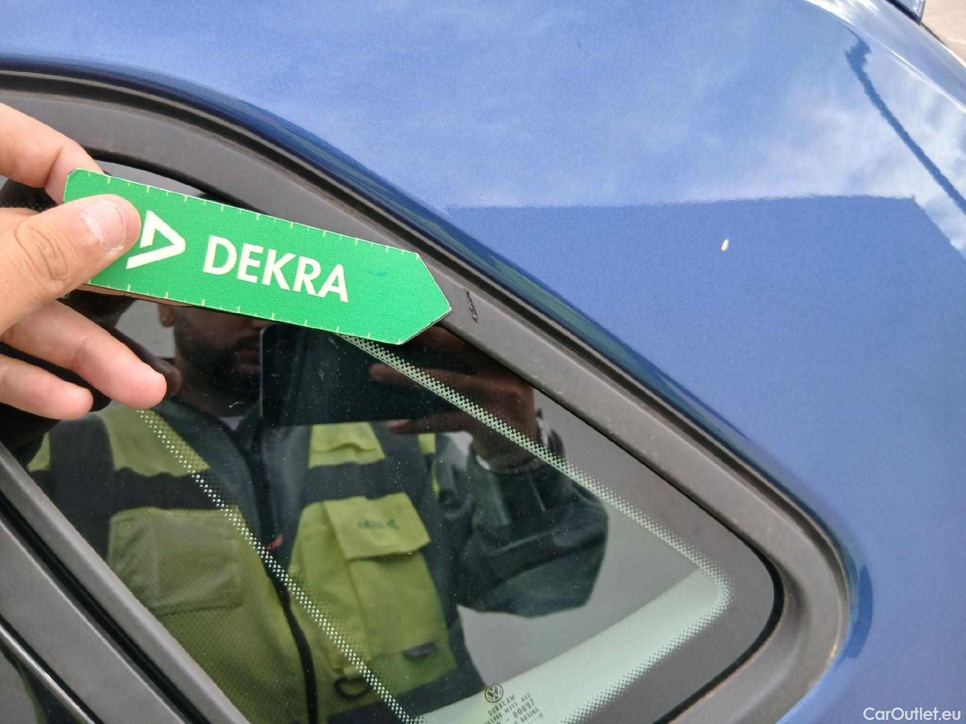  Volkswagen  Polo VOLKSWAGEN  / 2017 / 5P / berlina con portón Advance 1.0 TSI 70kW (95CV) #12