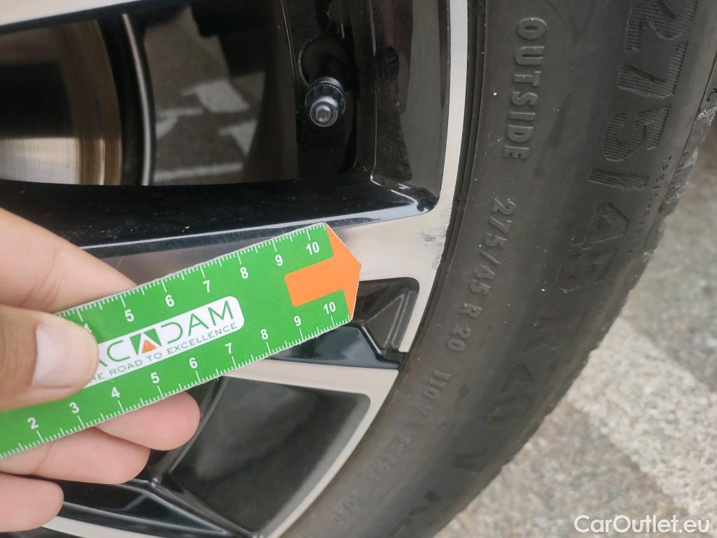  Volvo  XC90 VOLVO  / 2019 / 5P / todoterreno 2.0 T8 AWD Plus Dark Recharge Auto #6