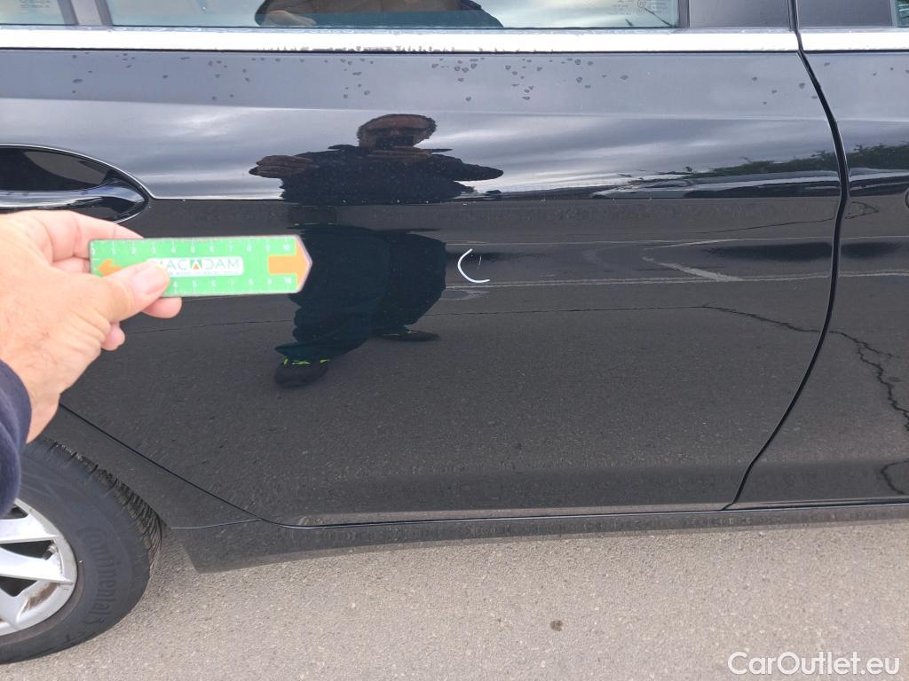  Bmw  Serie 5 BMW  / 2020 / 4P / sedán 520dA xDrive #21