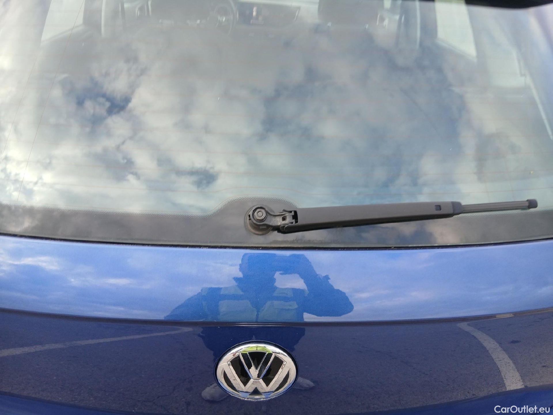  Volkswagen  Polo VOLKSWAGEN  / 2017 / 5P / berlina con portón Advance 1.0 TSI 70kW (95CV) #6