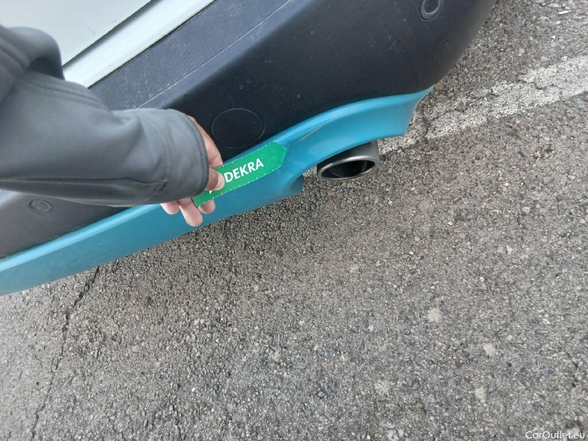  Ford  Kuga FORD  / 2019 / 5P / todoterreno Titanium 2.5 Duratec PHEV 165kW Auto #15