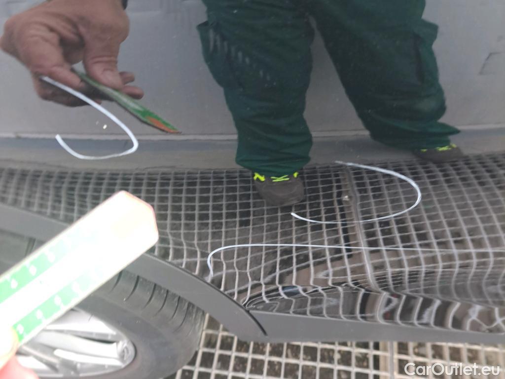  Bmw  X2 BMW  sDrive18i (CX3) #9