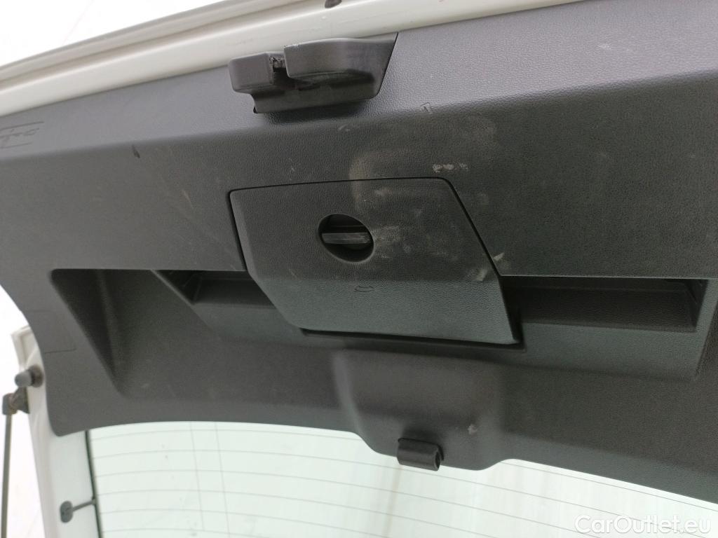  Volkswagen  Polo VOLKSWAGEN  / 2021 / 5P / berlina con portón Life 1.0 TSI 70kW (95CV) #10