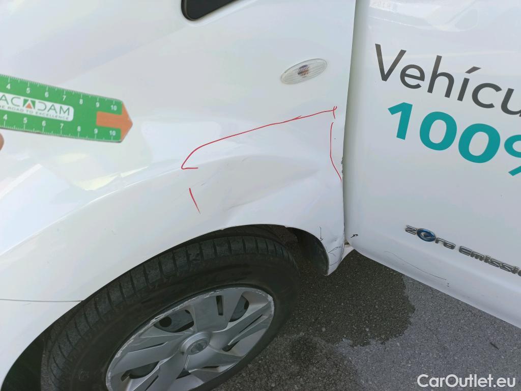  Nissan  NV200 NISSAN e- / 2009 / 4P / furgón Furgón 4p 40 kWh PROFESIONAL #14