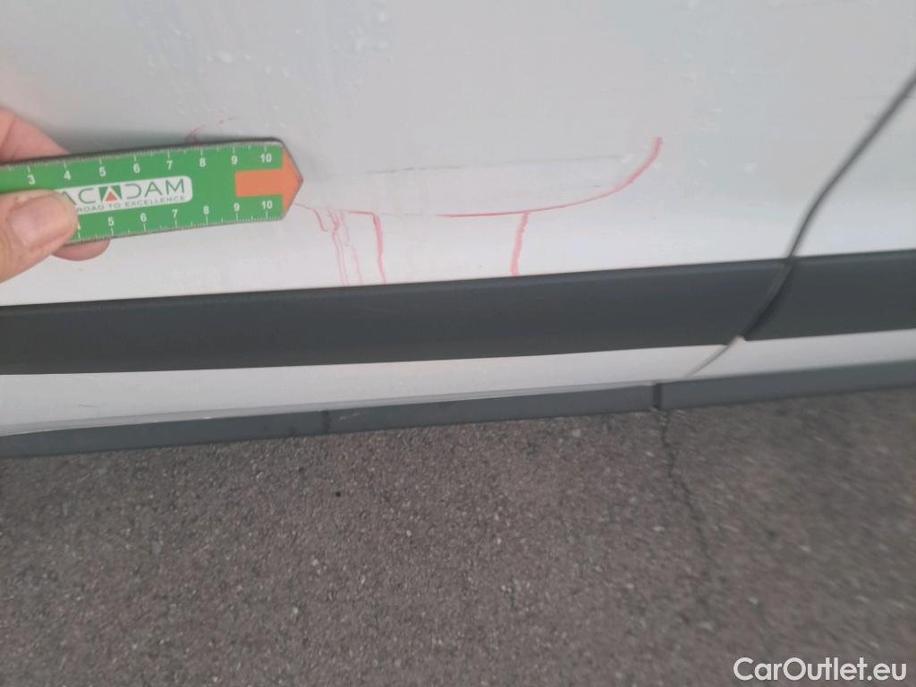  Ford  Transit FORD  Courier/2014/4P/furgón der.turis Van 1.5 TDCi 75kW Trend #17