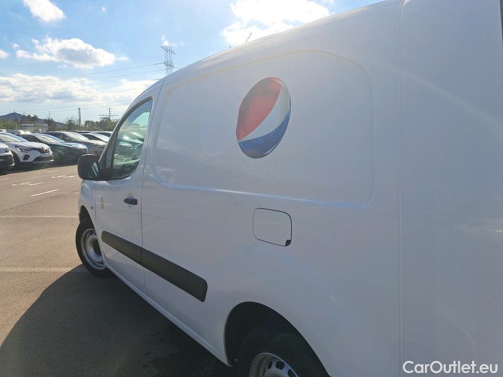  Peugeot  Partner PEUGEOT  VU 4p 2G furgón derivado de Furgón Confort PackL2 BlueHDi 73KW (100) #28