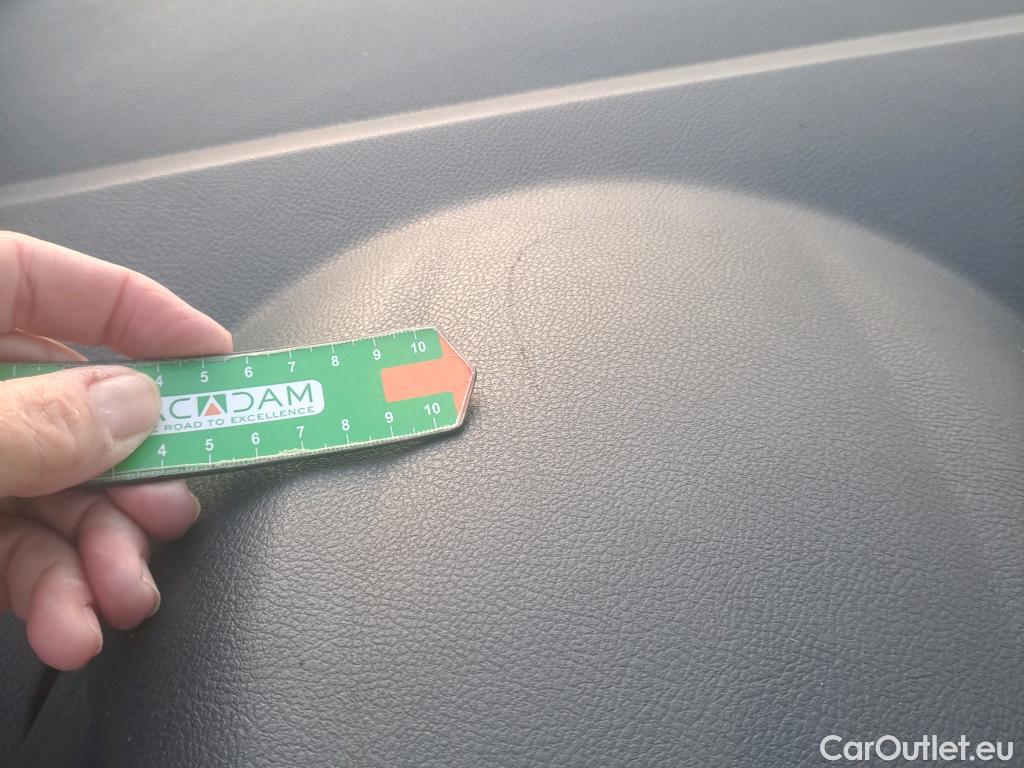  Ford  Transit FORD  Courier/2014/4P/furgón der.turis Van 1.5 TDCi 75kW Trend #44