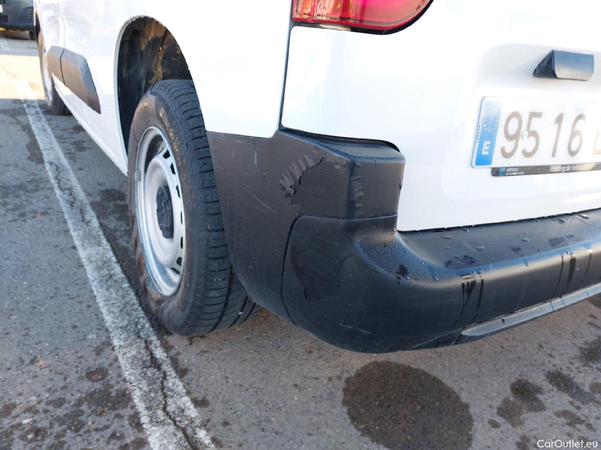  Citroen  Berlingo CITROEN  / 2018 / 3P / furgón derivado de turismo Talla M BlueHDi 100 CONTROL #7