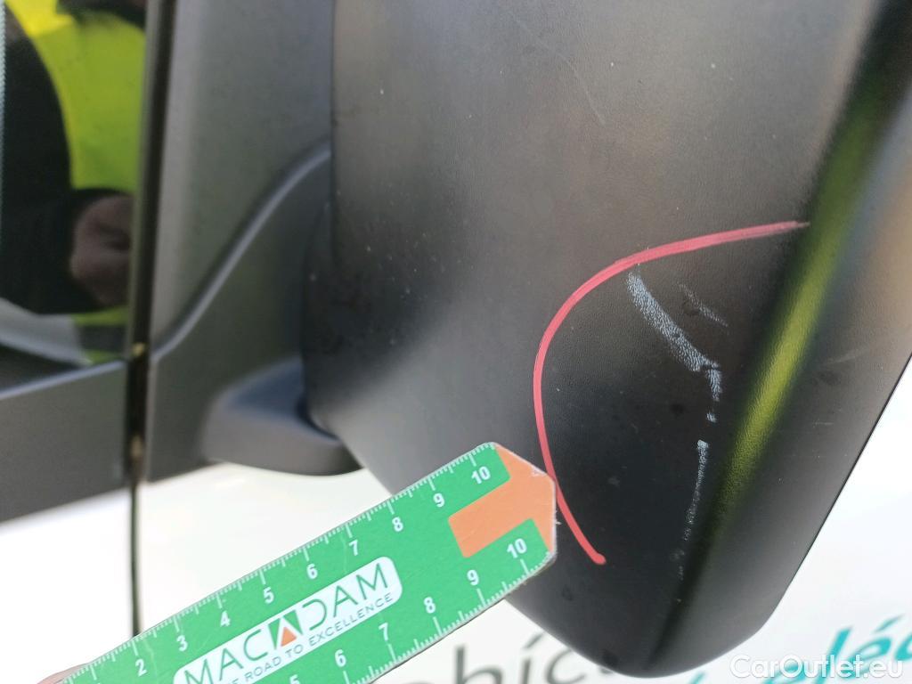  Nissan  NV200 NISSAN e- / 2009 / 4P / furgón Furgón 4p 40 kWh PROFESIONAL #65