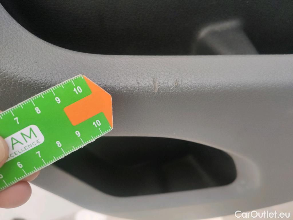  Peugeot  Expert PEUGEOT  / 2016 / 4P / furgón Doble Cab Repl Pro 2.0 BlueHDi 120 Stand #25