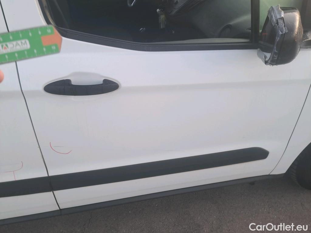  Ford  Transit FORD  Courier/2014/4P/furgón der.turis Van 1.5 TDCi 75kW Trend #18