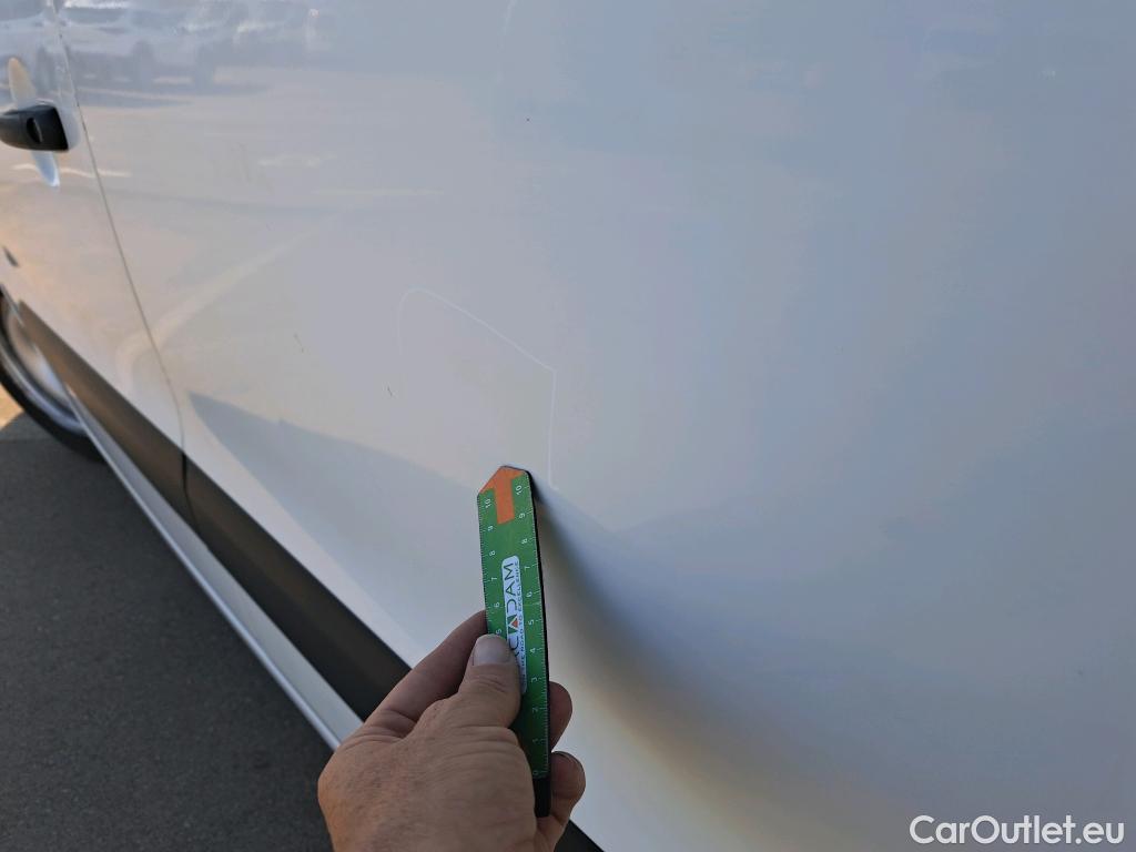  Peugeot  Partner PEUGEOT  VU 4p 2G furgón derivado de Furgón Confort PackL2 BlueHDi 73KW (100) #9