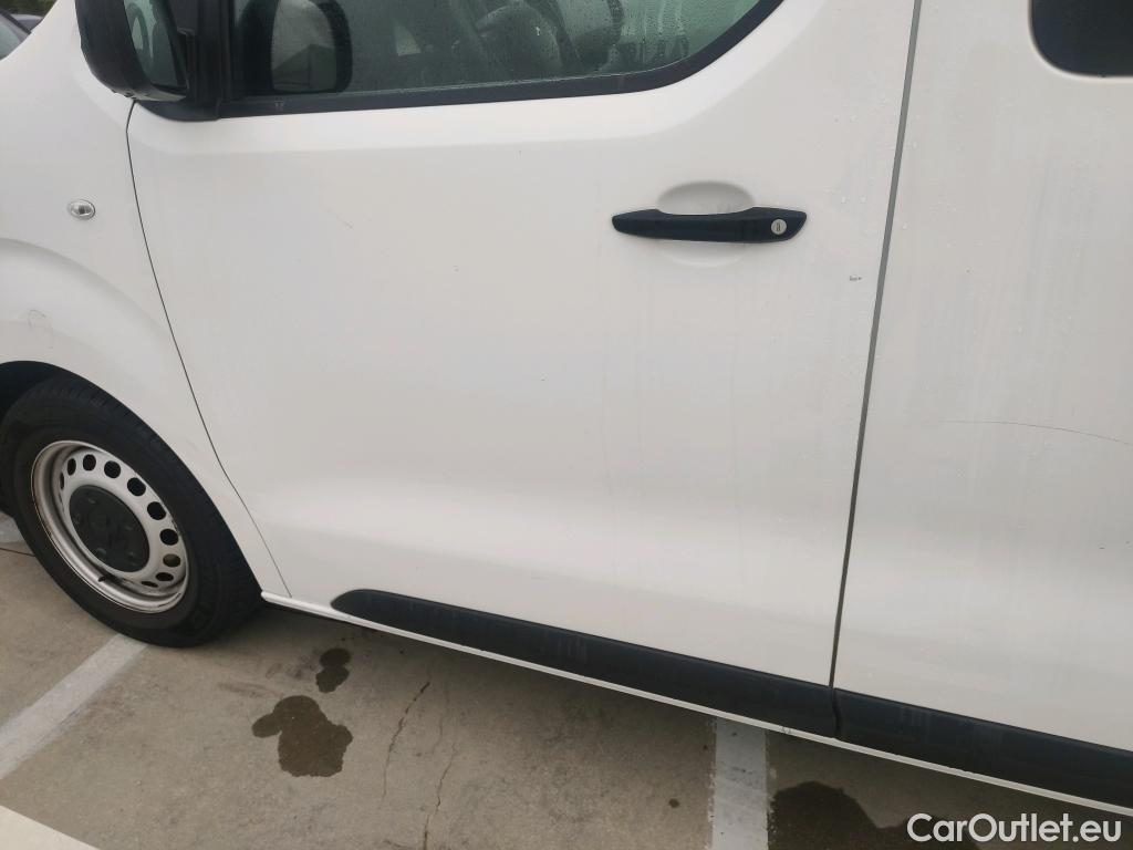  Peugeot  Expert PEUGEOT  / 2016 / 4P / furgón Doble Cab Repl Pro 2.0 BlueHDi 120 Stand #9